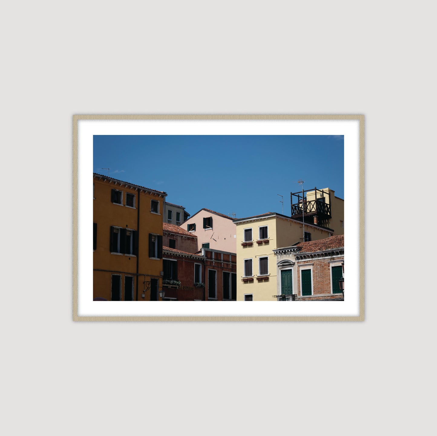 Venice: Pastel Living